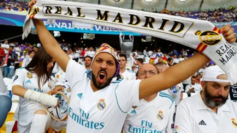 Названы самые популярные футбольные клубы мира