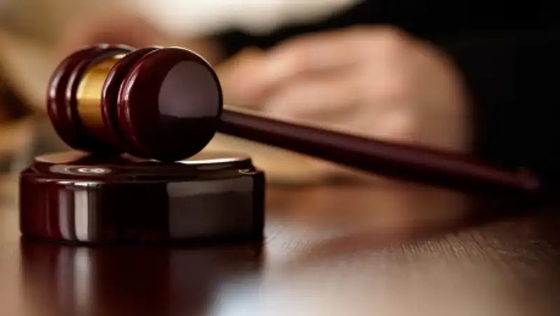 Жителя Акмолинской области судят за удар головой по лицу полицейского