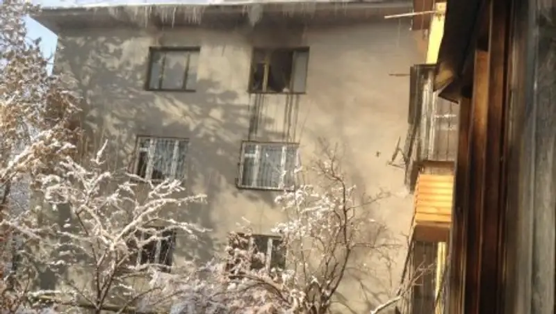 87-летний пенсионер погиб при пожаре в Алматы