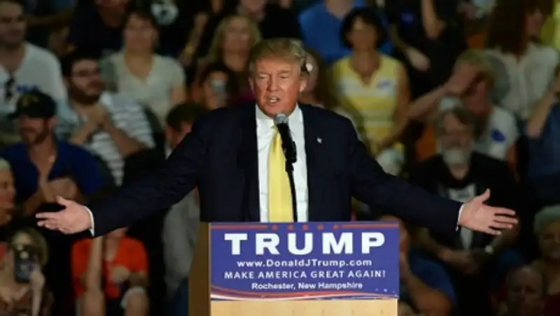 США: Трамп заявил, что защищать Обаму - "не его работа"