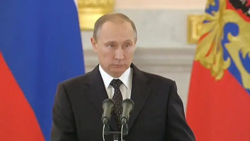 Путин: попытки потворствовать террористам надо расценивать как соучастие