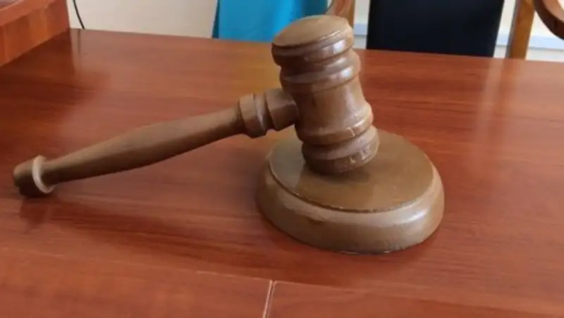 В Астане мужчина с самурайским мечом напал на обидчика