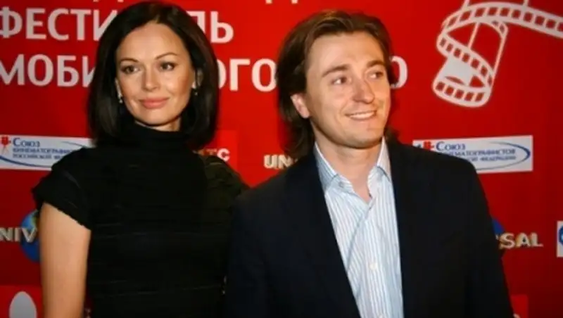 Сергей Безруков уходит из семьи