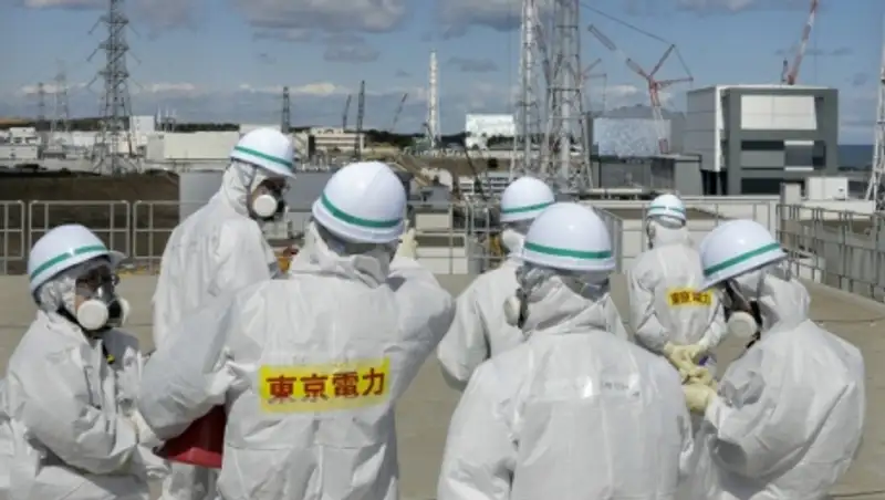 Стена на "Фукусиме-1", защищающая от утечек радиоактивной воды, перекосилась