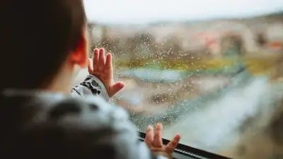 В Костанае годовалый мальчик выпал из окна, фото - Новости Zakon.kz от 26.04.2023 10:35