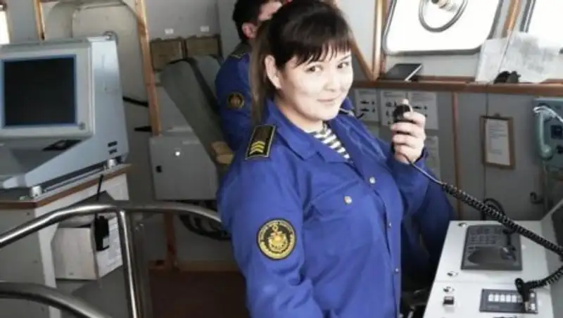 На боевых кораблях Военно-морских Сил достойно служат женщины – военные моряки