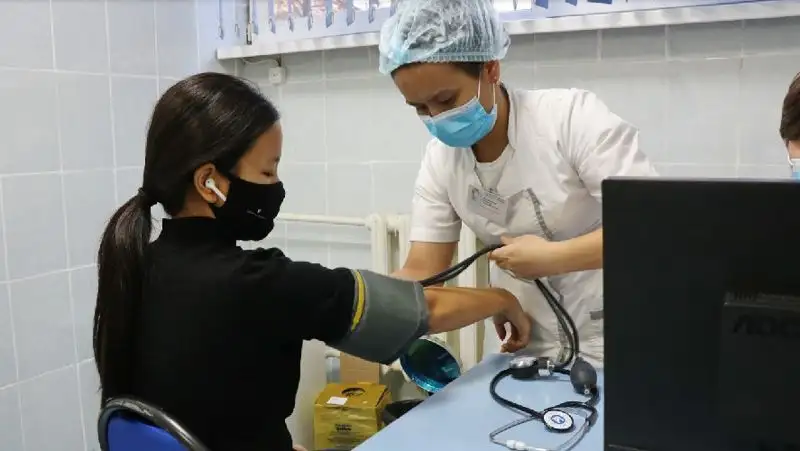 Интерны в Актобе переживают, что останутся без грантов из-за опытных врачей