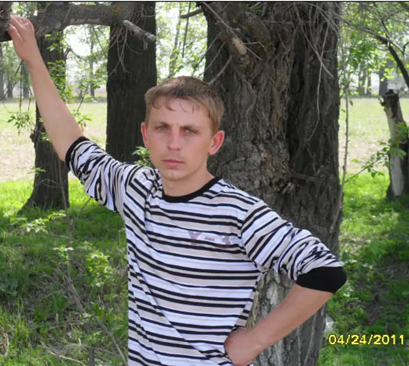 В соцсетях появилось фото погибшего водителя бензовоза (фото), фото - Новости Zakon.kz от 28.06.2013 17:29