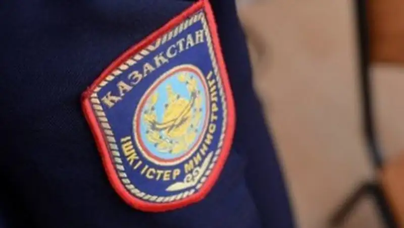 В Актау избили полицейского