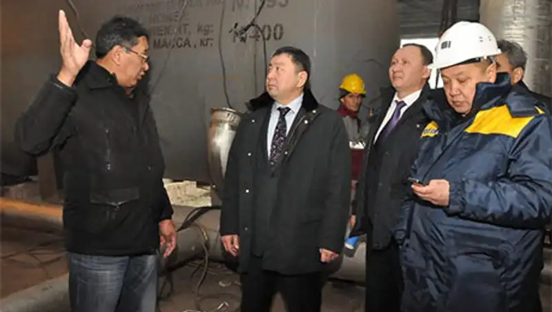 В промышленном центре Акмолинской области проведен ремонт дорог на 1 млрд. тенге, фото - Новости Zakon.kz от 01.11.2013 16:25