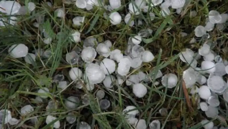 Град и дождь. Прогноз погоды на 13 апреля в Казахстане