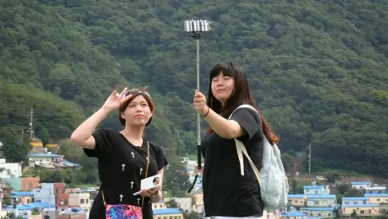 Штативы для селфи попали под запрет в Южной Корее 