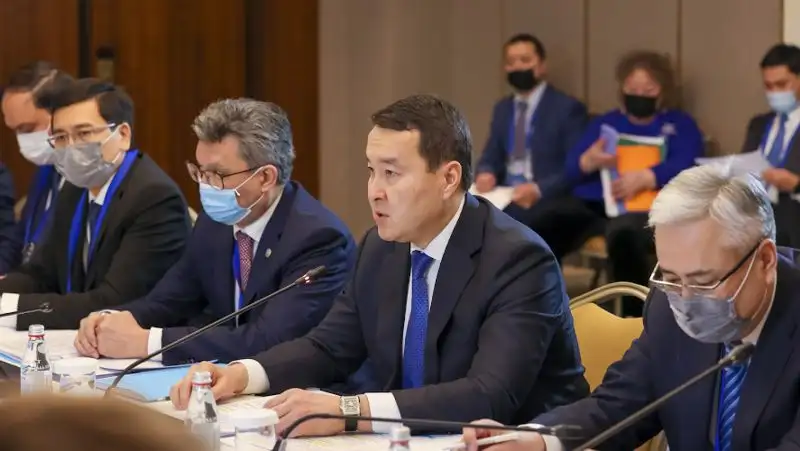 Встреча глав правительств Казахстана и России, фото - Новости Zakon.kz от 24.02.2022 22:18