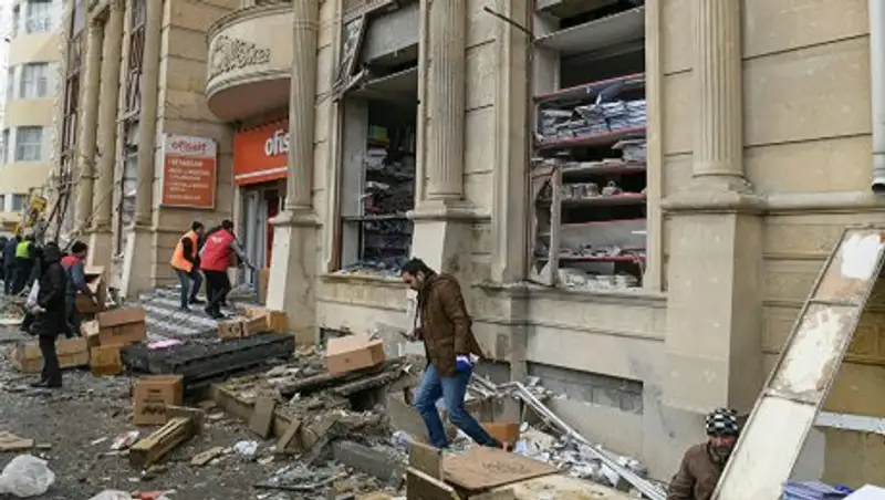 Взрыв прогремел в центре Баку, есть погибшие