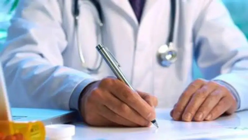 На 9,2 млрд тенге оштрафовали медорганизации за нарушения по линии медстрахования