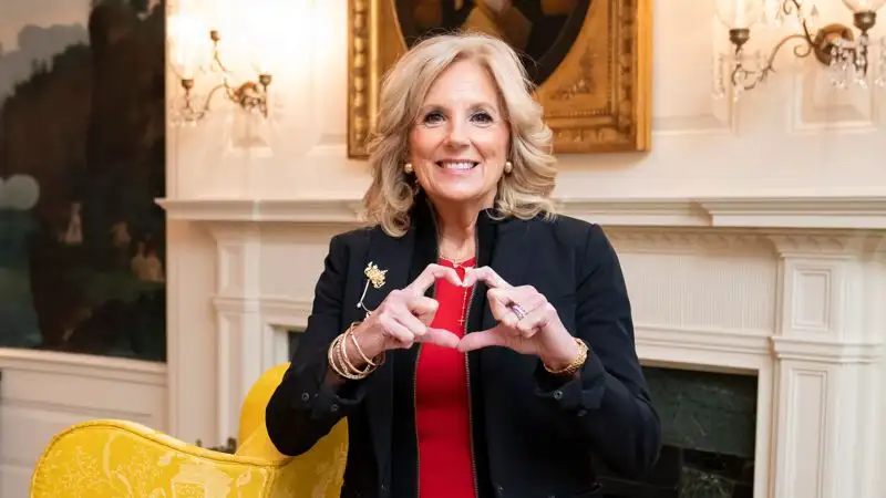 Жена Байдена раскритиковала идею теста на умственные способности политиков старше 75 лет