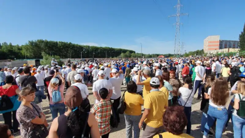 Экологический субботник проходит в Павлодарской области