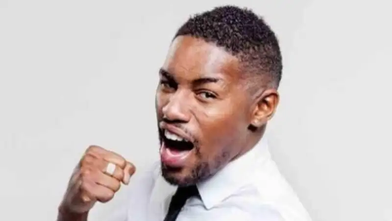 Вилли Монро: «Головкин пропускает много, так как он не думает о защите»  