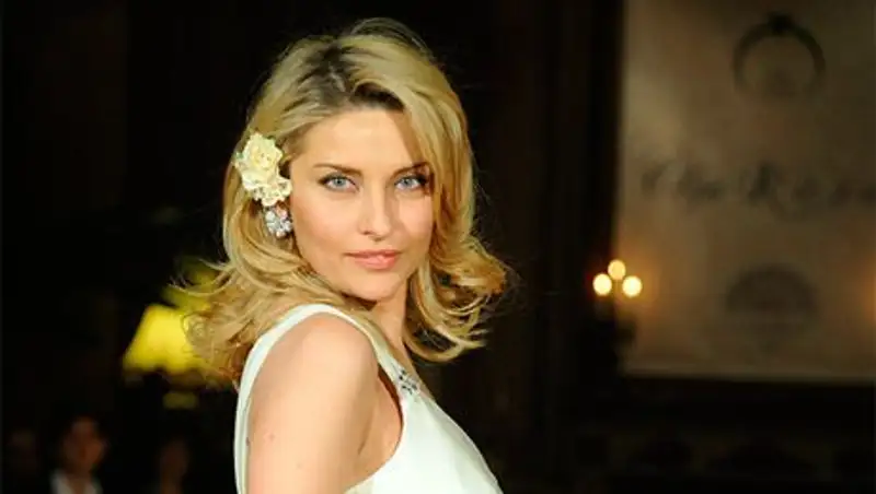 Избитая жена Башарова сбежала из России