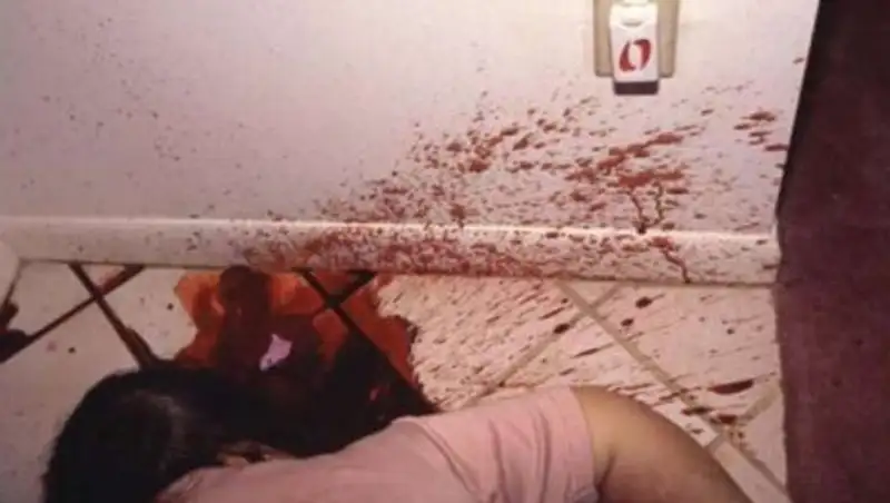 В ВКО муж зарезал жену, выгнавшую его из дома