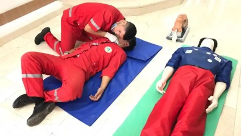 Атырауские госслужащие учатся оказывать первую помощь