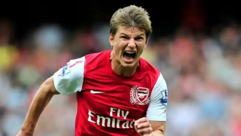 «Арсенал» вспомнил первый гол Аршавина в Лондоне