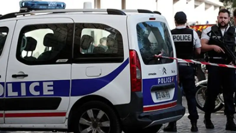 Убийцей женщины с детьми на вокзале во Франции оказался ее муж-полицейский