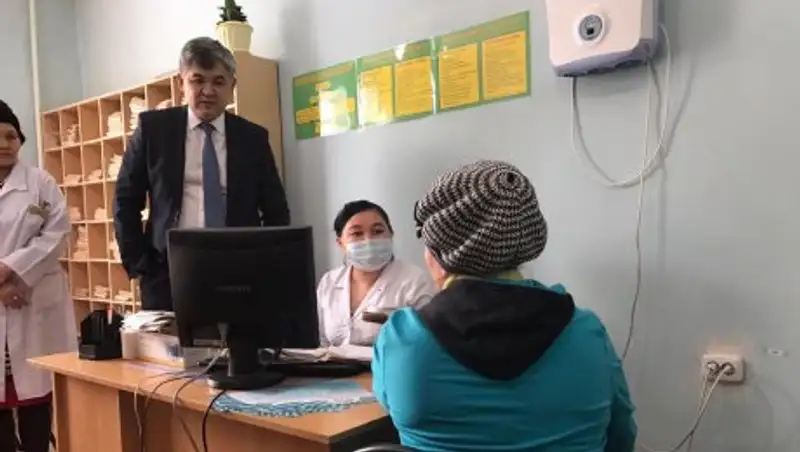 Биртанов: Не время заниматься показухой и избегать общения с апашками