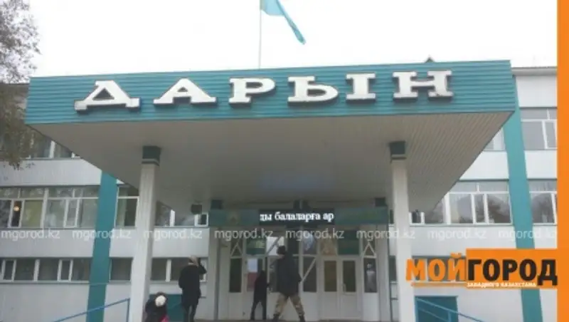 Санврачи ЗКО: Дети школы-интерната заразились через еду от поваров 