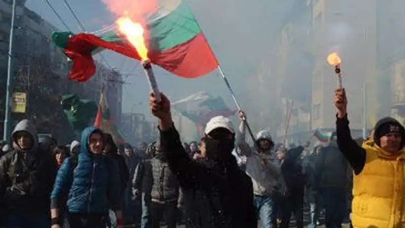 В Болгарии более 120 человек задержаны после нападения на мечеть