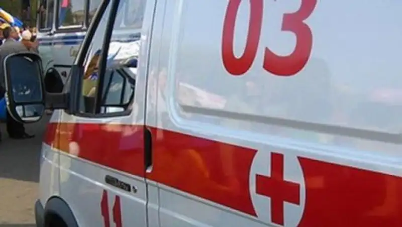 Четыре человека погибли в тройном ДТП в Алматинской области  