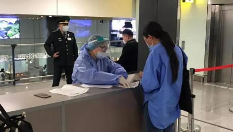 314 человек прилетели в Казахстан без ПЦР-справок