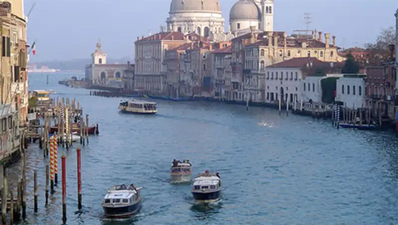 В Венеции ограничат навигацию круизных лайнеров, фото - Новости Zakon.kz от 06.11.2013 22:28