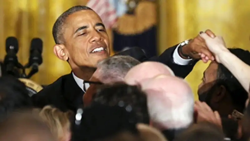 Трансгендер-скандалист попытался сорвать выступление Обамы