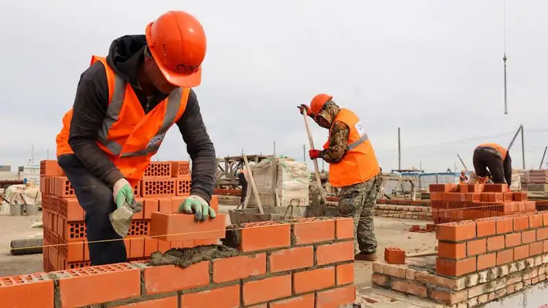 Пострадавшие от весеннего паводка сельчане ЗКО ждут новые дома