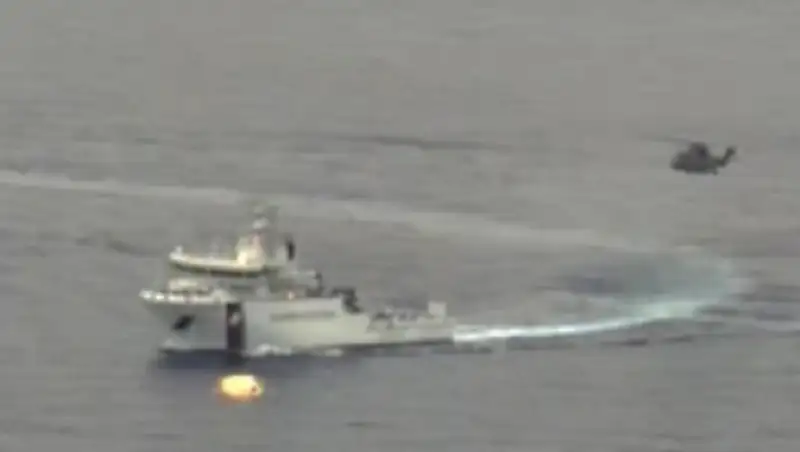 Премьер Италии: в Сицилийском проливе идет операция по спасению 450 беженцев