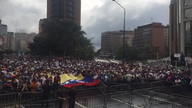 Министр обороны Венесуэлы поддержал Мадуро