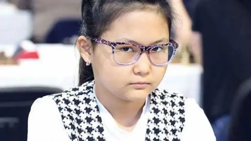 Мама Бибисары Асаубаевой о шахматном скандале: мы обратились к психологам