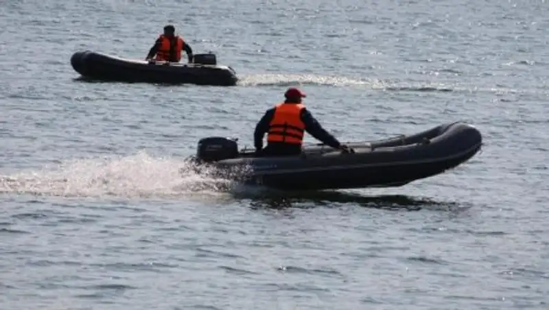 Дроны привлечены к поискам пропавших рыбаков на озере Балхаш