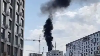 дым, спасатели, дом, фото - Новости Zakon.kz от 23.05.2023 18:11