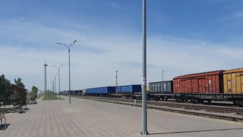 Грузовые станции Казахстана принимают заявки на перевозку грузов в режиме онлайн