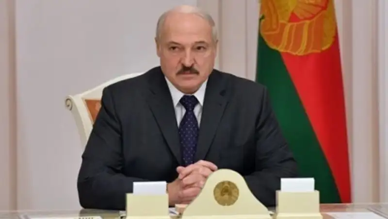 Лукашенко заявил, что зачинщики беспорядков находятся под Варшавой и Вильнюсом