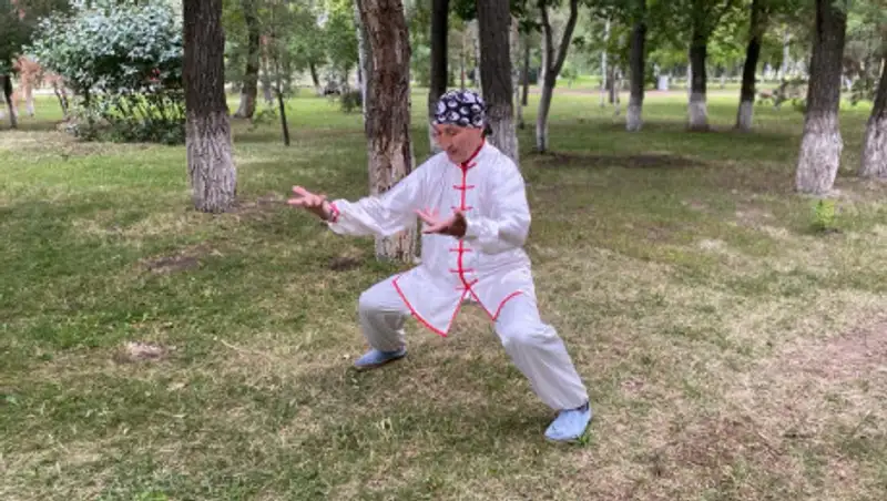 Профессиональные тренеры учат казахстанцев дыхательной гимнастике в режиме онлайн