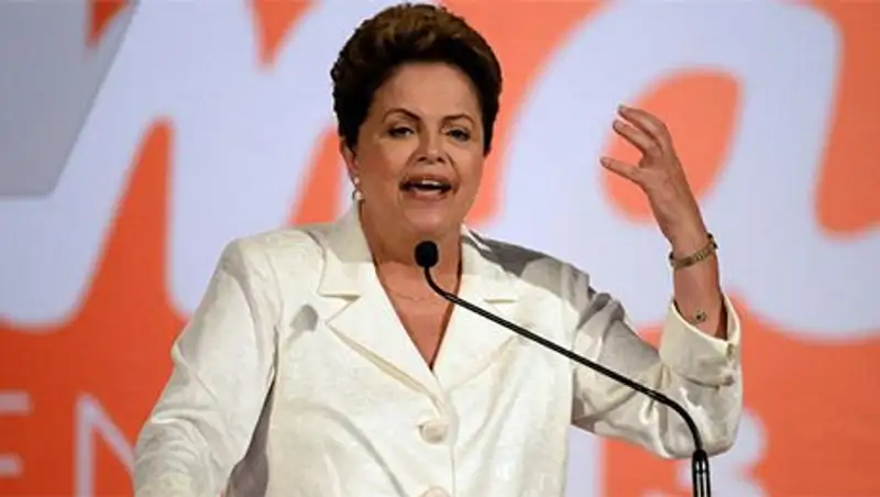 Во втором туре президентских выборов в Бразилии встретятся Дилма Русеф и Аэсиу Нэвис