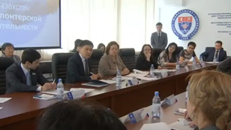 В РК предлагают принять закон о служении Родине