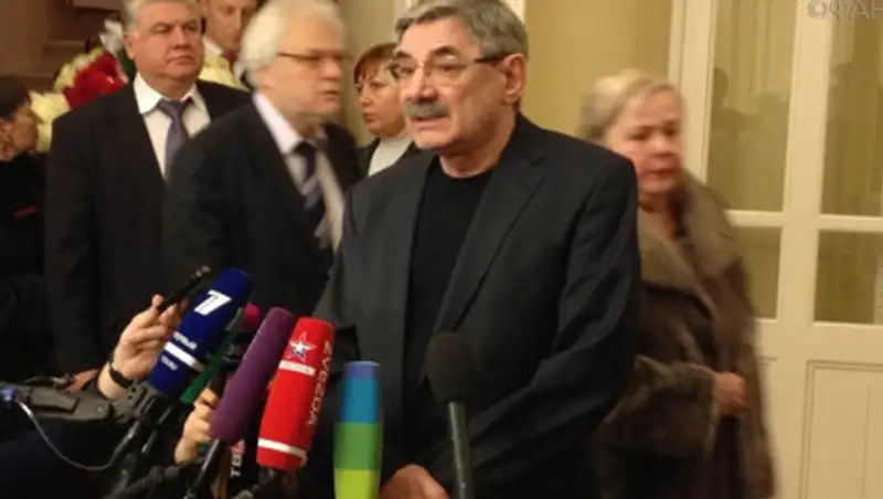 Панкратов-Черный попал в неприятную историю на борту самолета