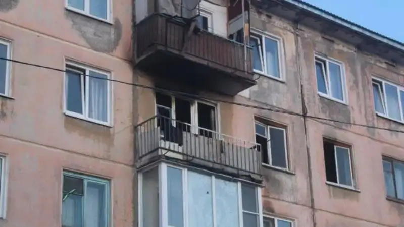 Двое мужчин и женщина погибли при пожаре в селе в ВКО