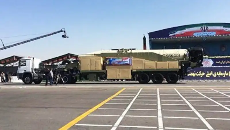 Иран провел испытания баллистической ракеты