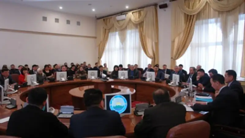 Новую модель государственной  службы презентовали в ВКО