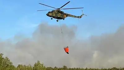 Минэкологии: Тела погибших лесников обнаружили с вертолета, но подойти к ним не могут из-за пламени, фото - Новости Zakon.kz от 09.06.2023 20:05